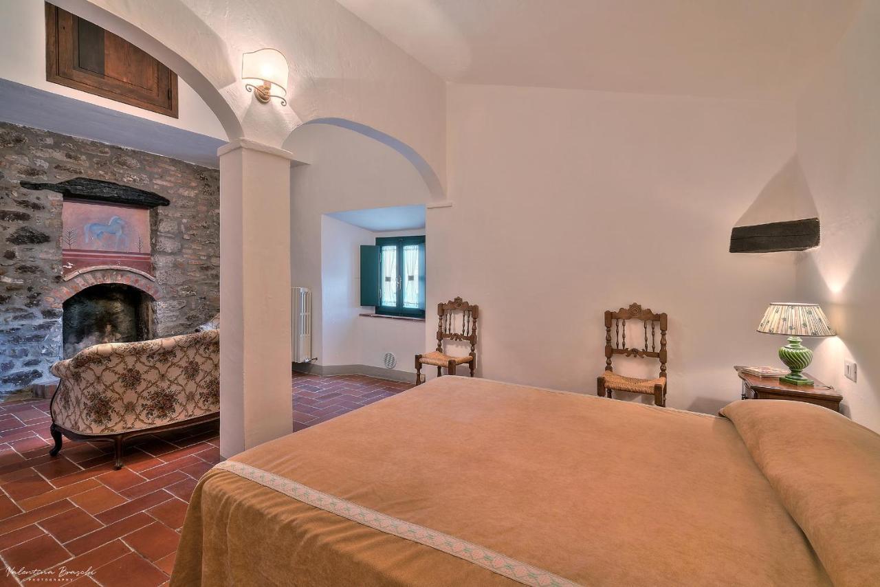 فيلا Castello Di Sarna تشيوسي ديلا فيرنا المظهر الخارجي الصورة