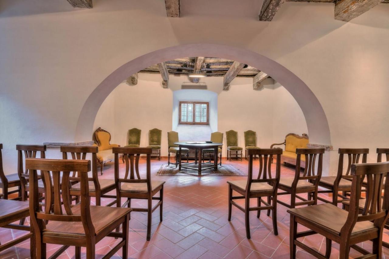 فيلا Castello Di Sarna تشيوسي ديلا فيرنا المظهر الخارجي الصورة