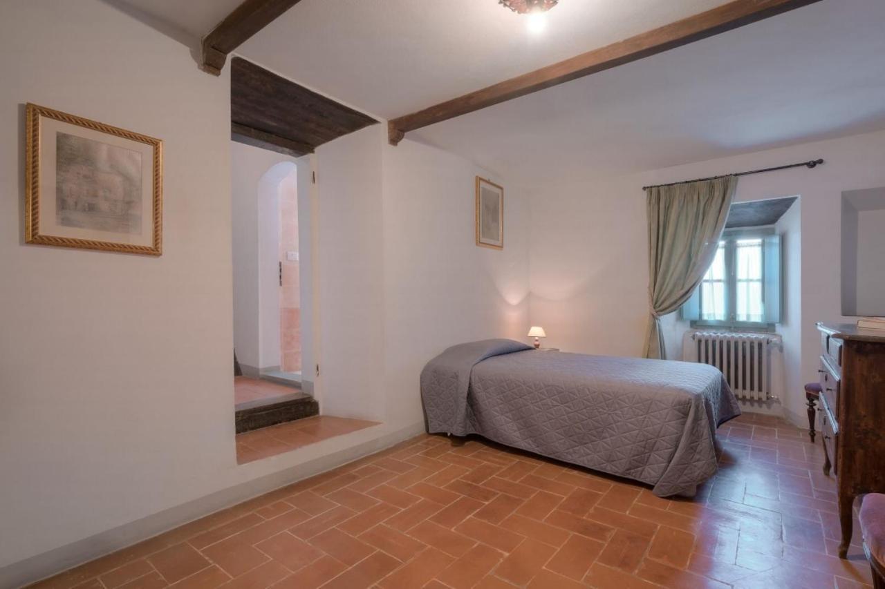 فيلا Castello Di Sarna تشيوسي ديلا فيرنا المظهر الخارجي الصورة